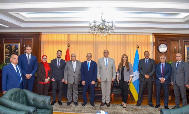 محافظ الإسكندرية يستقبل وفد البنك الزراعي المصري لبحث تعزيز التعاون