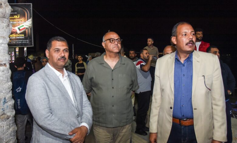 محافظ الإسكندرية يقود جولة مفاجئة بشواطئ بحري وسحب التعاقد الخاص بالشاطئ حفاظًا على المال العام