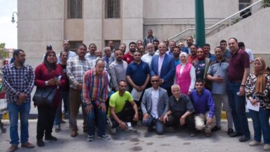 محافظ الإسكندرية يهنيء العاملين بالديوان العام بعيد الأضحى المبارك