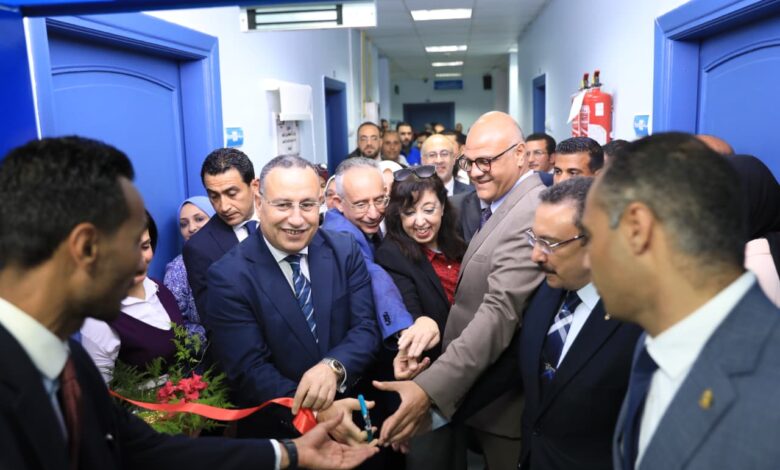 وزير التعليم العالي والمحافظ يفتتحان مشروعات صحية بجامعة الإسكندرية