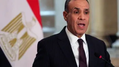 رئيس الوزراء يهنئ بدر عبد العاطى بمرور 200 عام على إنشاء وزارة الخارجية