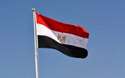 مصر تدين الاعتداءات على دولتي الكويت والبحرين وتعرب عن تضامنها الكامل معهما