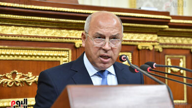 كامل الوزير يتعهد بسداد الديون بالكامل