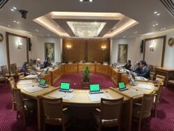 وزارة الخارجية تستضيف الرئاسة المشتركة لمحفل المفاوضات الحكومية.