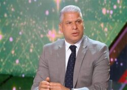 وائل جمعة يجري اتصالاً بلاعبي الأهلي المتواجدين في معسكر المنتخب الوطني