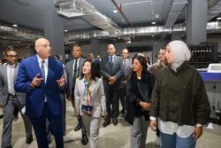 رئيس جهاز تنمية المشروعات وممثل الأمم المتحدة الإنمائي يتفقدان مشروعات إنتاجية
