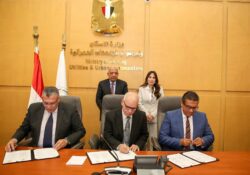 الإسكان والكهرباء توقعان مذكرة لترشيد استهلاك الكهرباء بالمدن الجديدة