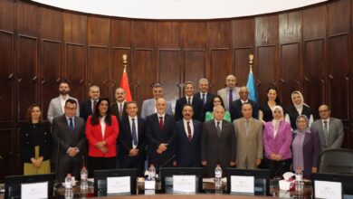 جامعة الإسكندرية تبحث مع جامعة باريس-ساكليه الفرنسية لتعزيز التعاون في الابتكار ونقل التكنولوجيا