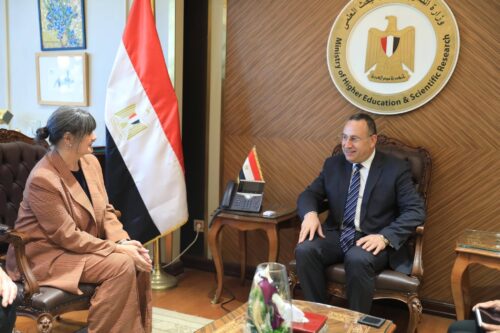 استقبل الدكتور عبد العزيز قنصوة وزير التعليم العالي والبحث العلمي