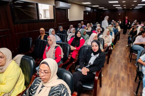 المركز الإفريقي لخدمات صحة المرأة صحة المرأة من الطفولة إلى الشيخوخة