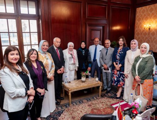 المركز الإفريقي لخدمات صحة المرأة صحة المرأة من الطفولة إلى الشيخوخة