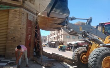 حملات مكثفة بأحياء الإسكندرية لإزالة الإشغالات والتعديات