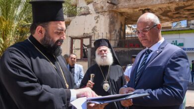 في إطار جولاتهم الميدانية المشتركة، توجّه المهندس أيمن عطية، محافظ الإسكندرية، وصاحب القداسة البابا ثيودوروس الثاني،