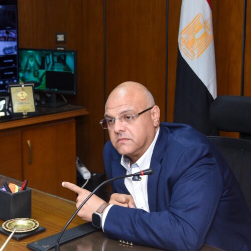 محافظ الإسكندرية لا تهاون مع المخالفين وإزالة فورية لمحطة خرسانة تهدد صحة الطلاب بالمنتزه أول