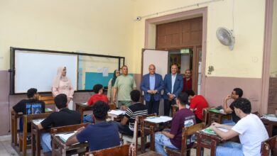 محافظ الإسكندرية يتفقد عدد من لجان امتحانات الثانوية العامة لمتابعة سير الامتحانات