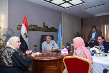 محافظ الإسكندرية يعقد لقاءً جماهيريًا بحي غرب ويوجه بسرعة فحص الشكاوى واتخاذ إجراءات عاجلة لحلها