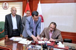 محافظ سوهاج يعتمد نتيجة الشهادة الإعدادية بنسبة نجاح 72.87%