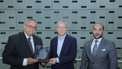 مستشار رئيس رومانيا يزور مكتبة الإسكندرية