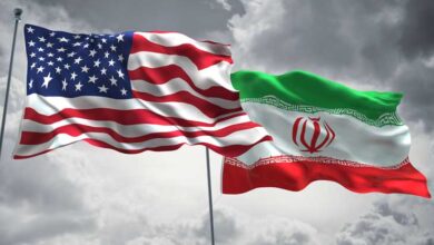 تصاعد حدة الص-راع بين أمريكا وإيران: تبادل ض-ربات عس-كرية وته-ديدات بفتح مضيق هرمز.