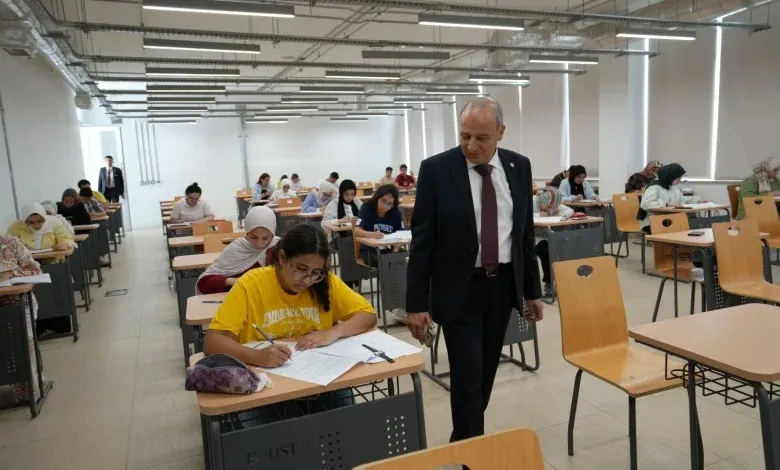1750 طالبا يؤدون اختبارات القبول بالجامعة المصرية اليابانية للعام الجامعي الجديد