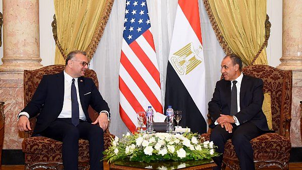 وزير الخارجية يستقبل كبير مستشاري ترامب ويؤكد: الأمن المائي المصري قضية وجودية