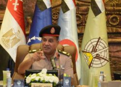 وزير الدفاع : لا وساطة ولا محسوبية قدرات المتقدم وتميزه السبيل الوحيد للقبول بالأكاديمية العسكرية.