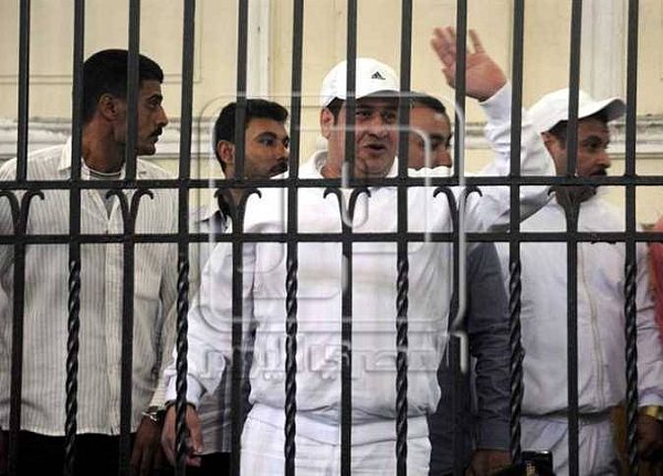 صبري نخنوخ و10 متهمين في قضية اقتحام معرض سيارات بمنطقة التجمع الخامس