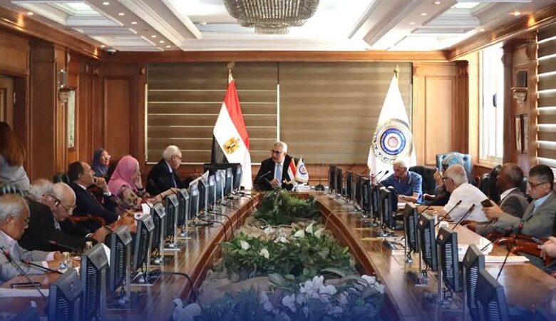 الأعلى للجامعات: إعادة النظر في معادلة الدرجات العلمية وفق الضوابط الأكاديمية