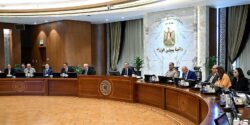 مدبولي يترأس الاجتماع الأسبوعي للحكومة ويهنئ الرئيس بذكرى ثورة 30 يونيو