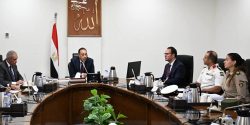 رئيس الوزراء يتابع خطة الحكومة لمواجهة ظاهرة الكلاب الضالة