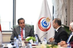 وزير الصحة يدفع نحو نقلة نوعية في المناظرات الطبية عن بعد