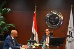 موانئ دبي العالمية تبحث التوسع في مصر