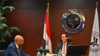 موانئ دبي العالمية تبحث التوسع في مصر