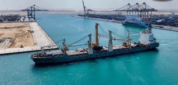 النقل تعلن تشغيل 3 أحواض جديدة ومحطة ترانس كارجو بالسخنة