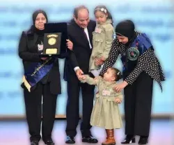 تنفيذًا لتوجيهات الرئيس السيسي صرف 11.4 مليون جنيه لمستحقي مصر معاكم