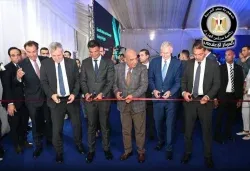 وزير الصناعة يفتتح أول مصنع لسيمنس في مصر لدعم الصناعة الذكية