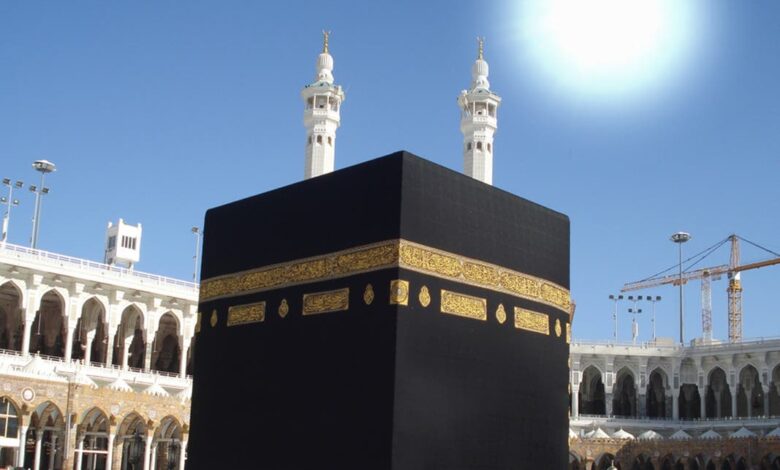 تعامد الشمس على الكعبة غدا الأربعاء 15/7/2026 فرصة نادرة لتحديد إتجاه القبلة.