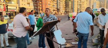 السكرتير العام المساعد يقود حملة مكبرة لإزالة الإشغالات والتعديات بطريق الكورنيش يحى المنتزه