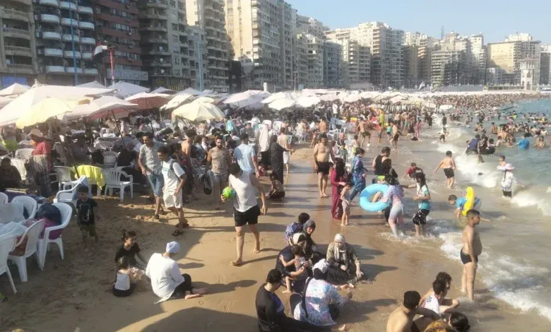 شواطئ القطاع الشرقي تسجل إشغالًا كاملًا في آخر جمعة من يوليو