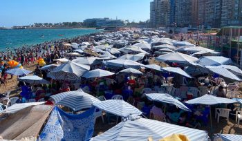 شواطئ الإسكندرية تستقبل 2.3 مليون زائر خلال يومين