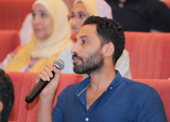 في لقاء مفتوح بمكتبة الإسكندرية الفنان أحمد عبد الوهاب