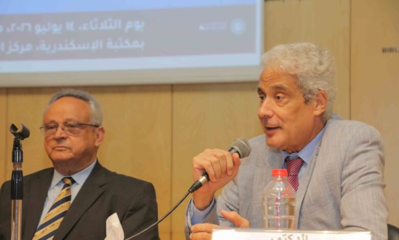 "متون مضيئة.. استعادة القارئ إلى الكتاب" ندوة بمعرض مكتبة الإسكندرية الدولي للكتاب