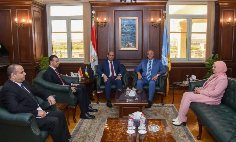 محافظ الإسكندرية يستقبل وزير العمل لبحث عدد من ملفات العمل المشتركة