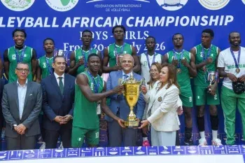 محافظ الإسكندرية يهنئ منتخب نيجيريا الفائز فى ختام بطولة أفريقيا للكرة الطائرة تحت 18 عامًا