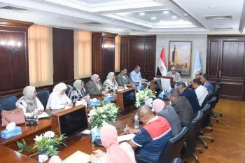 محافظ الإسكندرية يواصل تنفيذ توجيهات وزيرة التنمية المحلية والبيئة لتحسين منظومة النظافة بالثغر