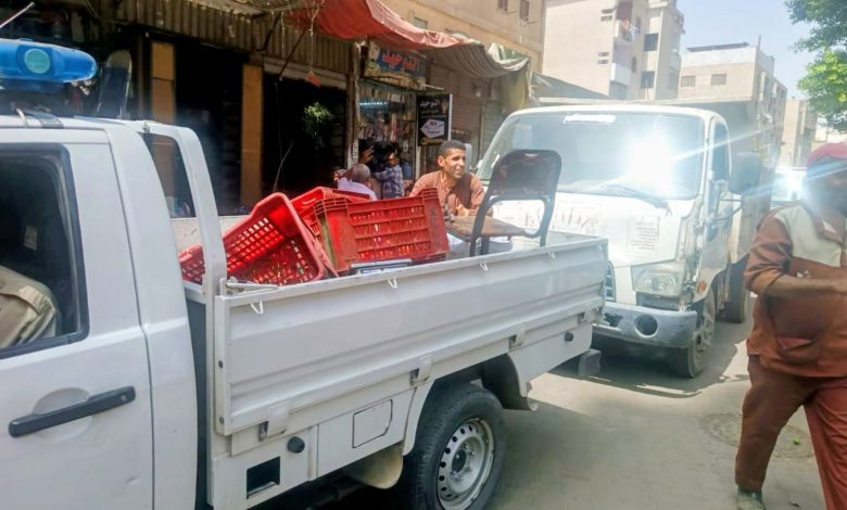 مصادرة 295 مخالفة مرافق في حملة مكبرة لحي شرق سوهاج بشوارع السوق القديم والمشاية