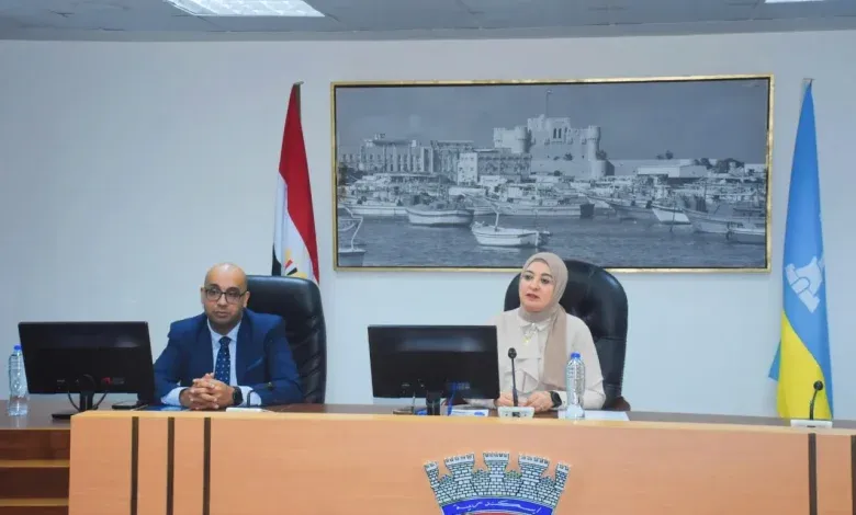 نائب محافظ الإسكندرية تعقد اجتماع لجنة الإصحاح البيئي لمواجهة الأوبئة والجوائح الصحية