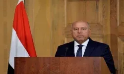 وزارة النقل تنفي وجود أي حسابات رسمية للوزير على "فيسبوك"