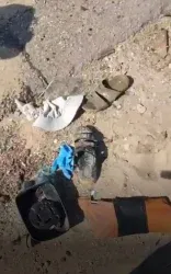 الأحذية والشباشب وبعض مقتنيات هذا ما تبقي من ضحايا لقمة العيش الاسماعليه
