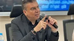 عمرو الليثي يدعو لإعادة الإعتبار إلى اللغة العربية في الخطاب الإعلامي